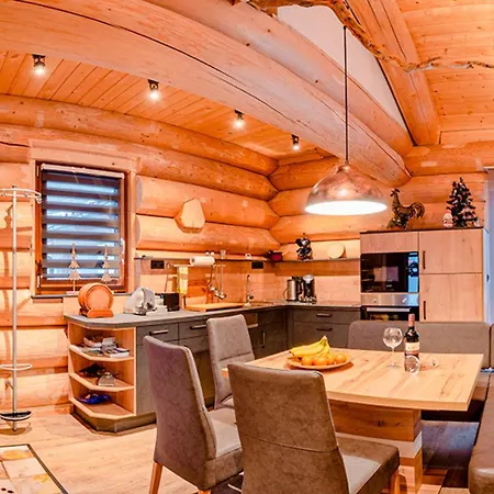 בית נופש Alpenchalet Montana אומהאוזן